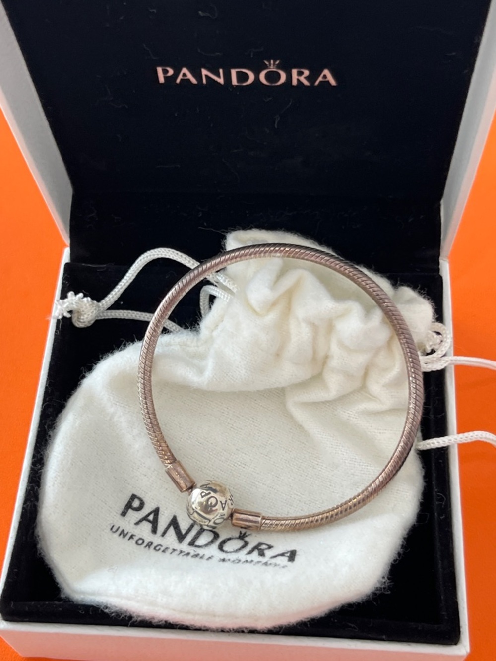 Pandora Rose Gold Snake Chain Bracelet w Round Charm New GWP